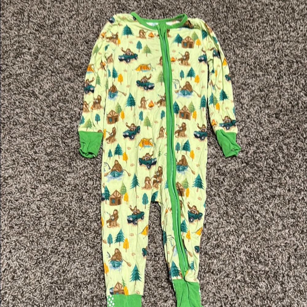 Free Birdees Bigfoot camping adventure convertible footie